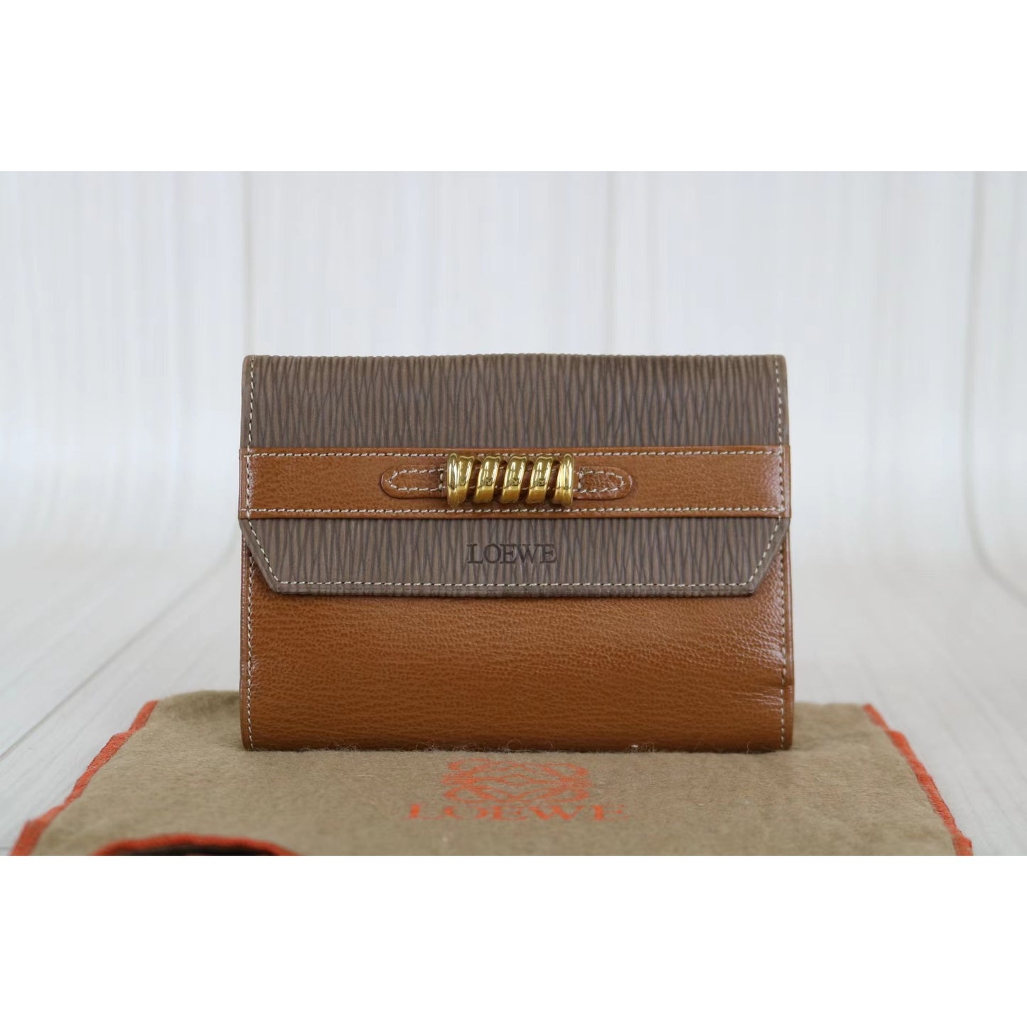 Rank SA ｜ Loewe Belasquez Twist Wallet ｜051001