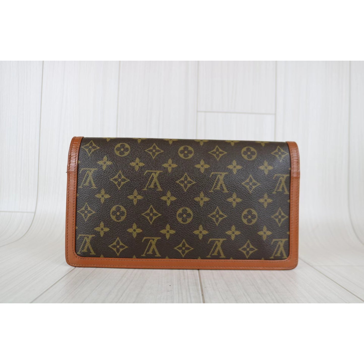 Rank A ｜ LV Monogram Clutch Bag｜033105