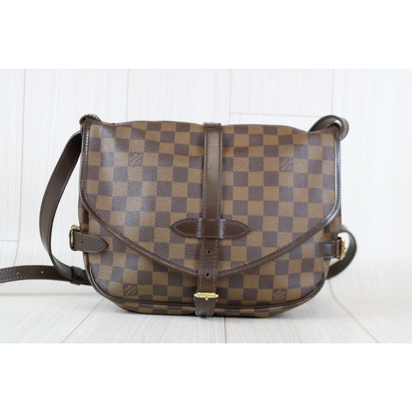 Rank AB ｜ LV Damier Saumur MM Shoulder Bag｜061706