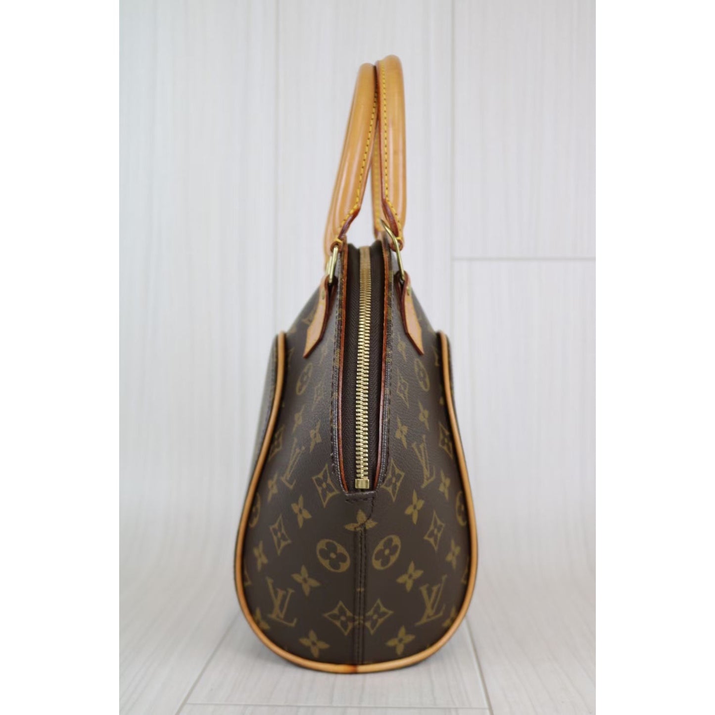 Rank A ｜ LV Monogram Ellipse PM ｜062710