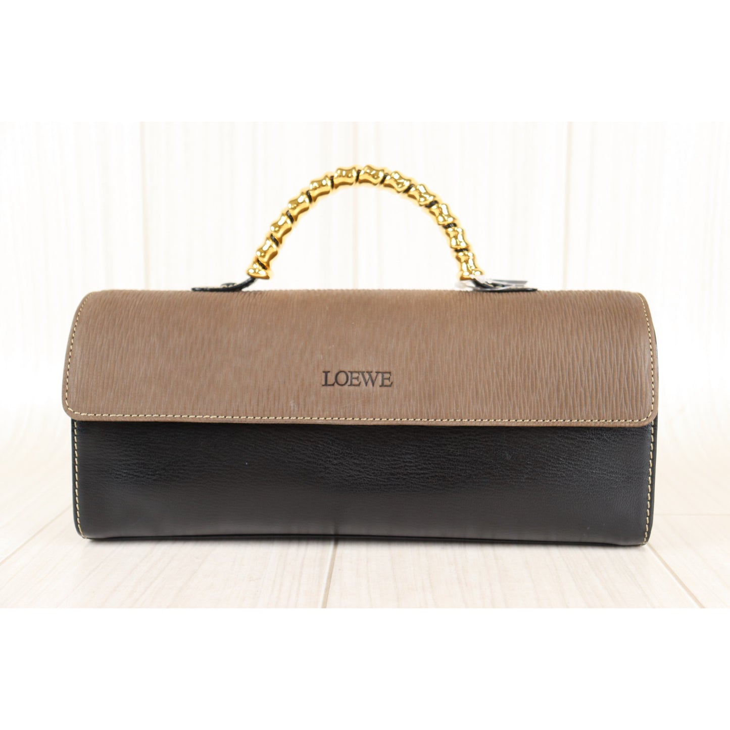 Rank SA ｜ LOEWE VELAZQUEZ Hand Bag ｜ 083110