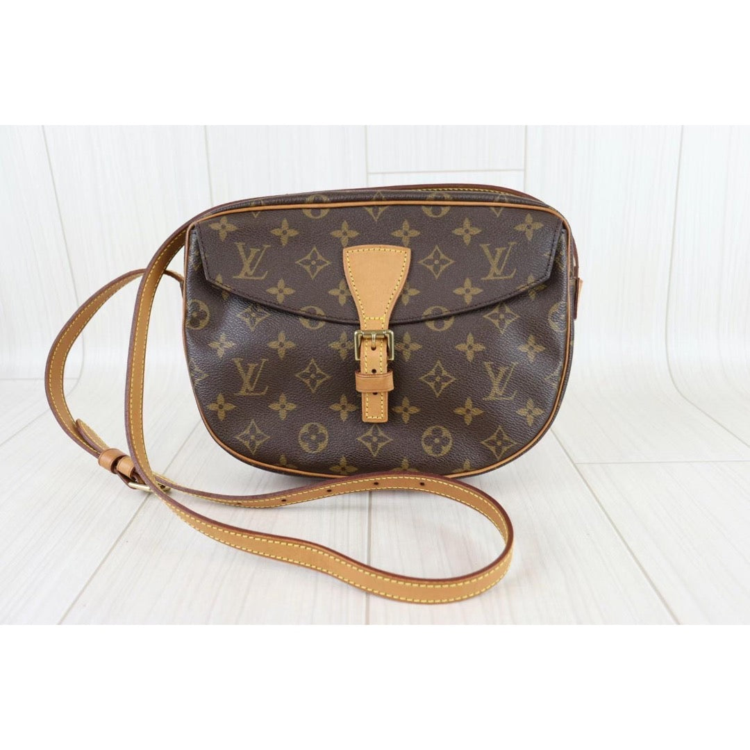 Rank AB｜ LV Monogram Shoulder Bag ｜22112208