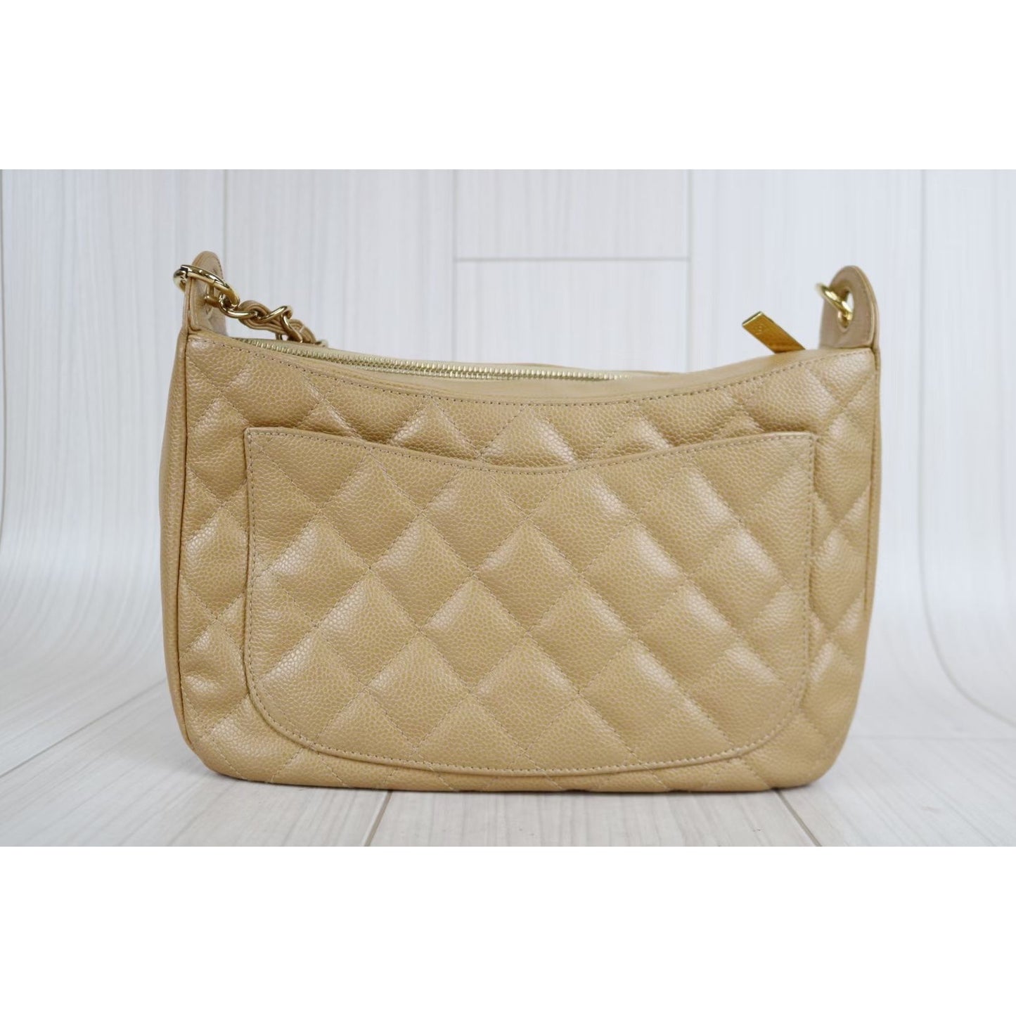 Rank A ｜ CHANEL Caviar Skin Shoulder Bag ｜020905