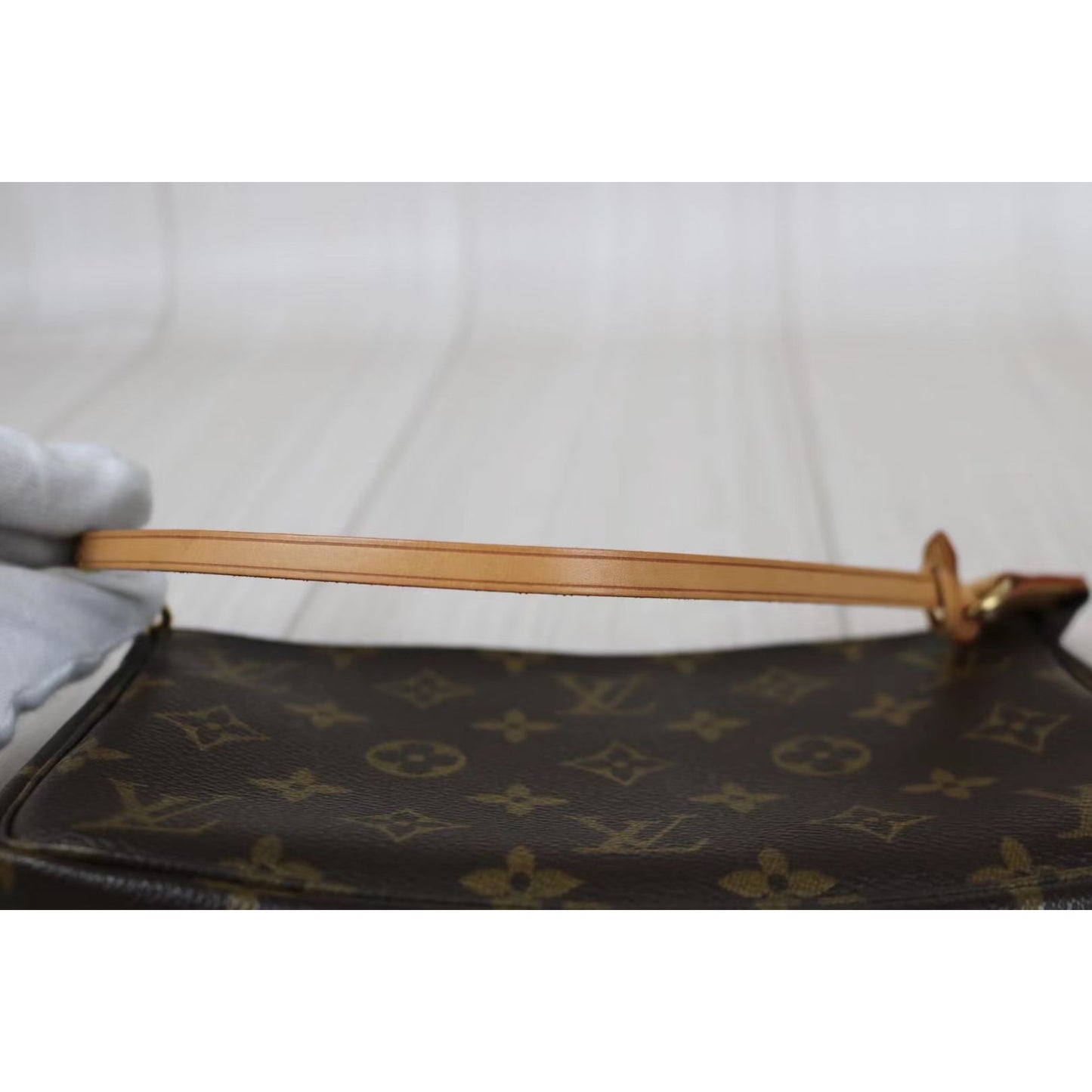 Rank A ｜ LV Monogram Pochette Accessoires ｜021601