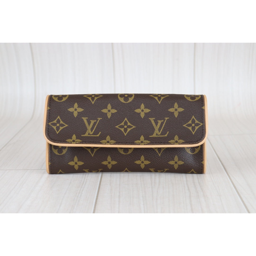Rank A ｜LV Monogram Pochette Twin PM｜22121903