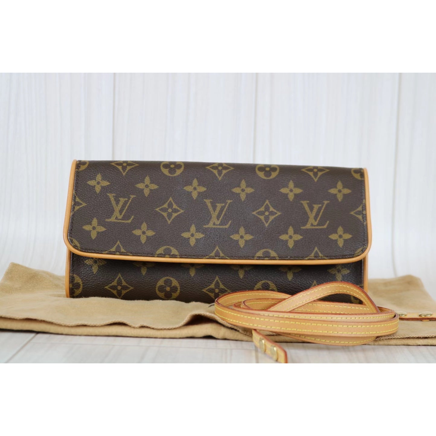 Rank A ｜ LV Monogram Pochette Twin GM ｜050908