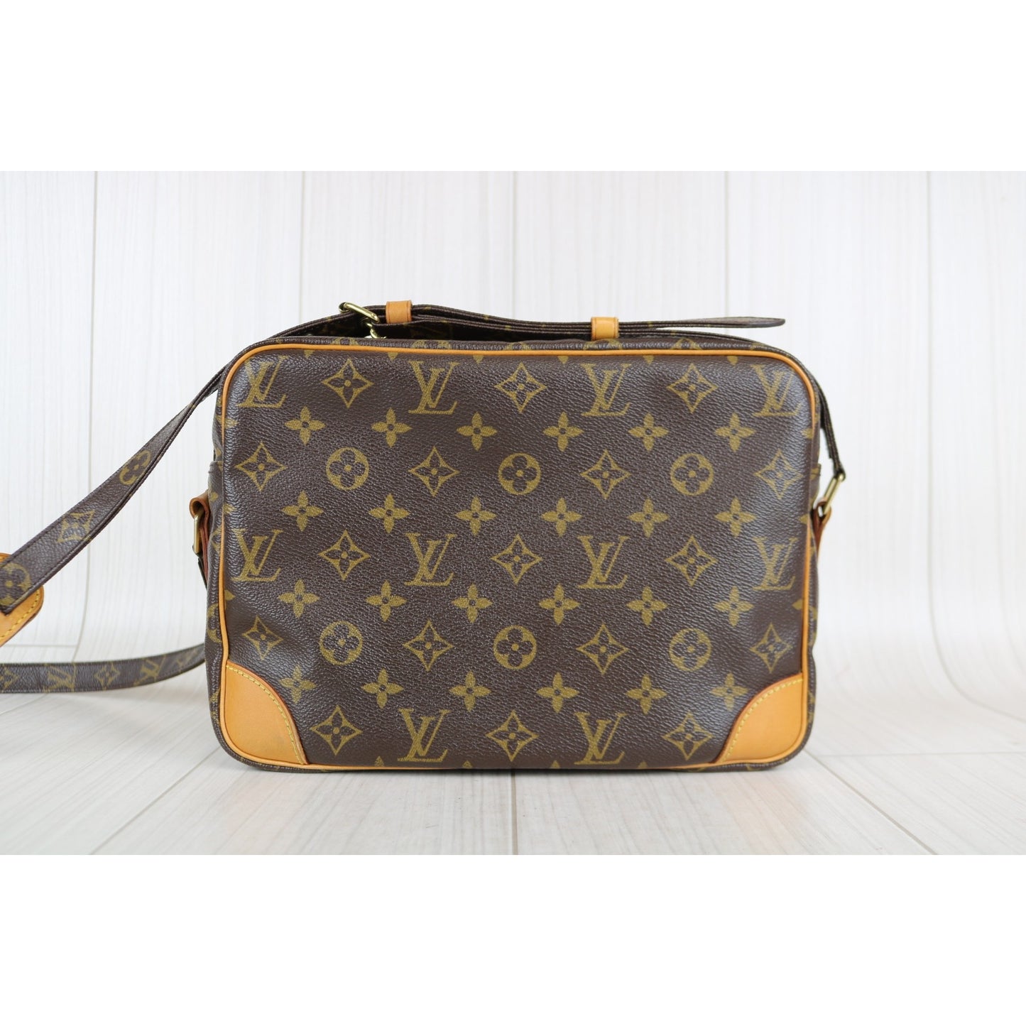 Rank A ｜LV Monogram Nile Shoulder Bag｜041804