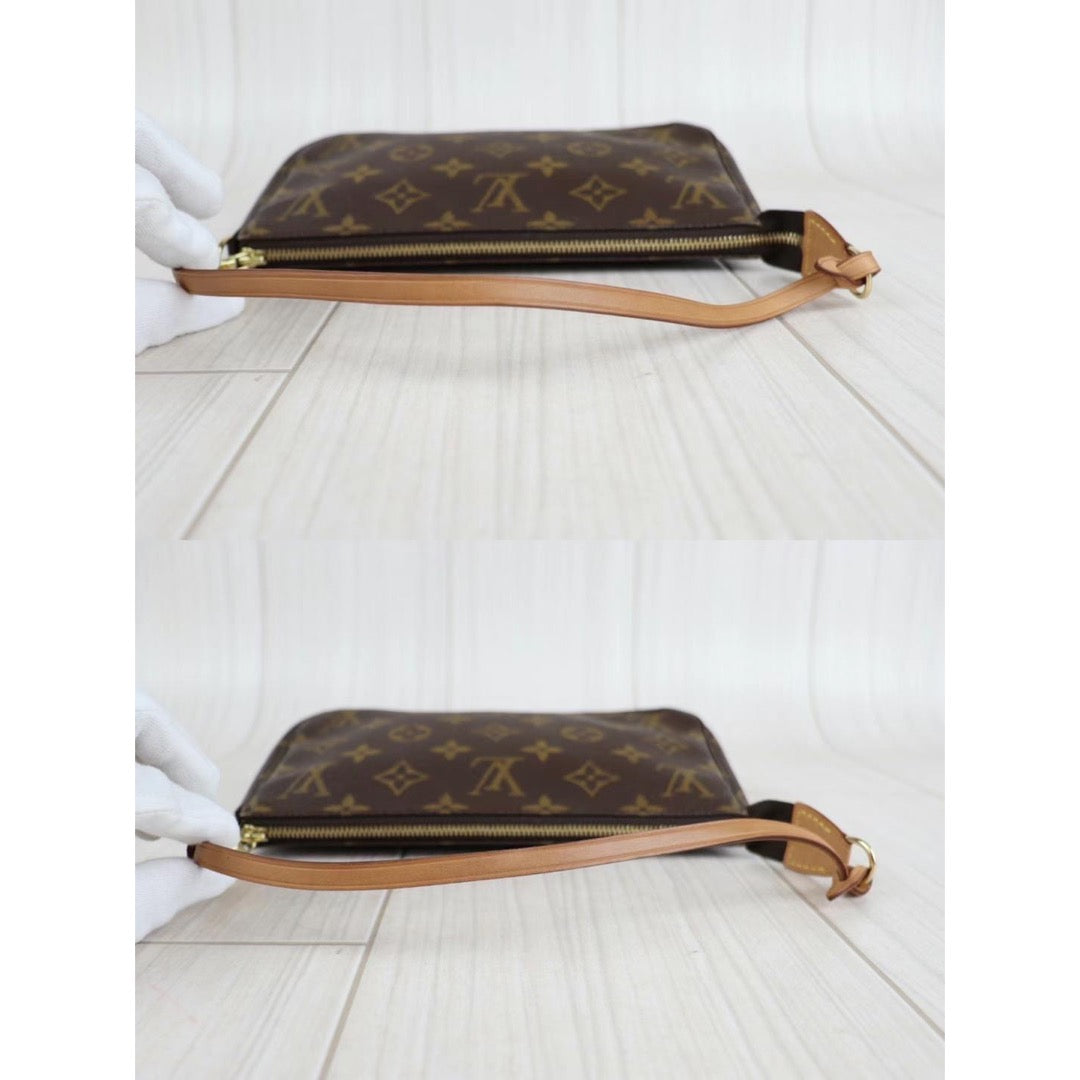 Rank AB ｜ LV Monogram Pochette Accessoires ｜22110804