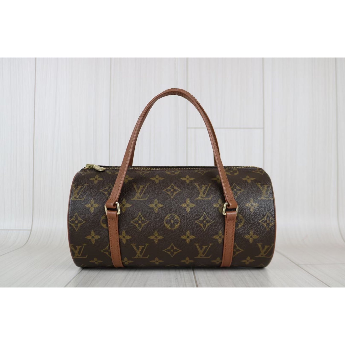 Rank A ｜ LV Monogram Papillon 26 Handbag ｜042006