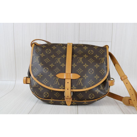 Rank A ｜ LV Monogram Saumur MM Shoulder Bag｜ 021104