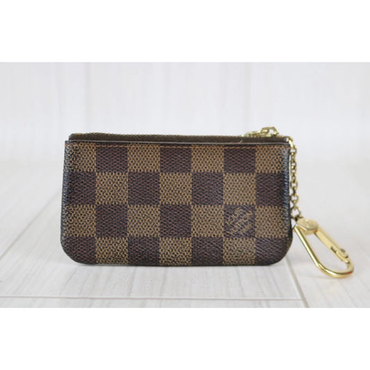 Rank AB ｜ LV Damier Pochette Cre｜060809