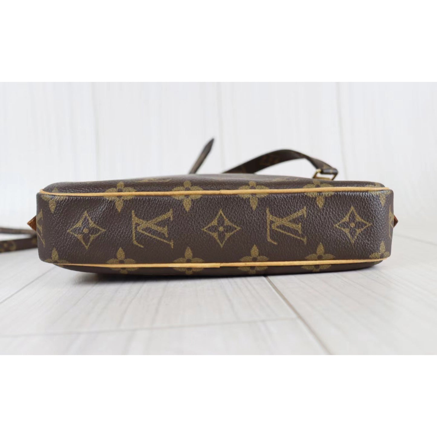 Rank A｜LV Monogram Pochette Marley Bandolier Shoulder Bag｜080102