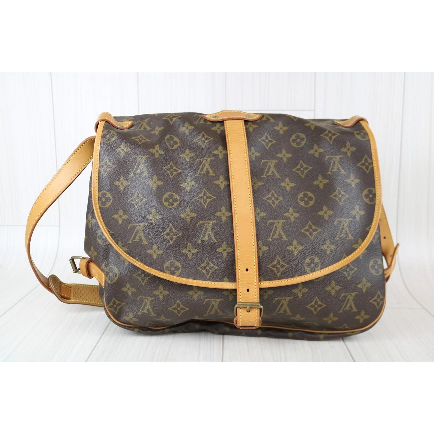 Rank AB｜ LV Monogram Saumur GM Shoulder Bag｜093015