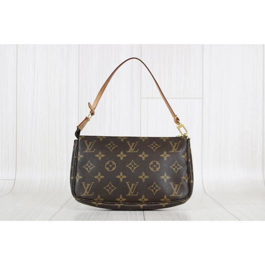 Rank A ｜ LV Monogram Pochette Accessoires ｜052106