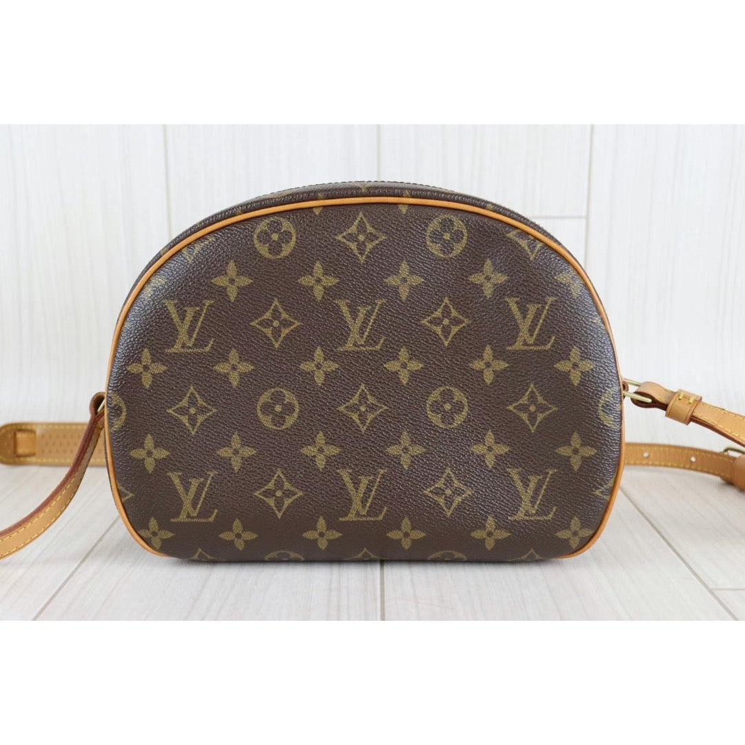 Rank AB ｜LV Monogram Blower Shoulder Bag｜22120208