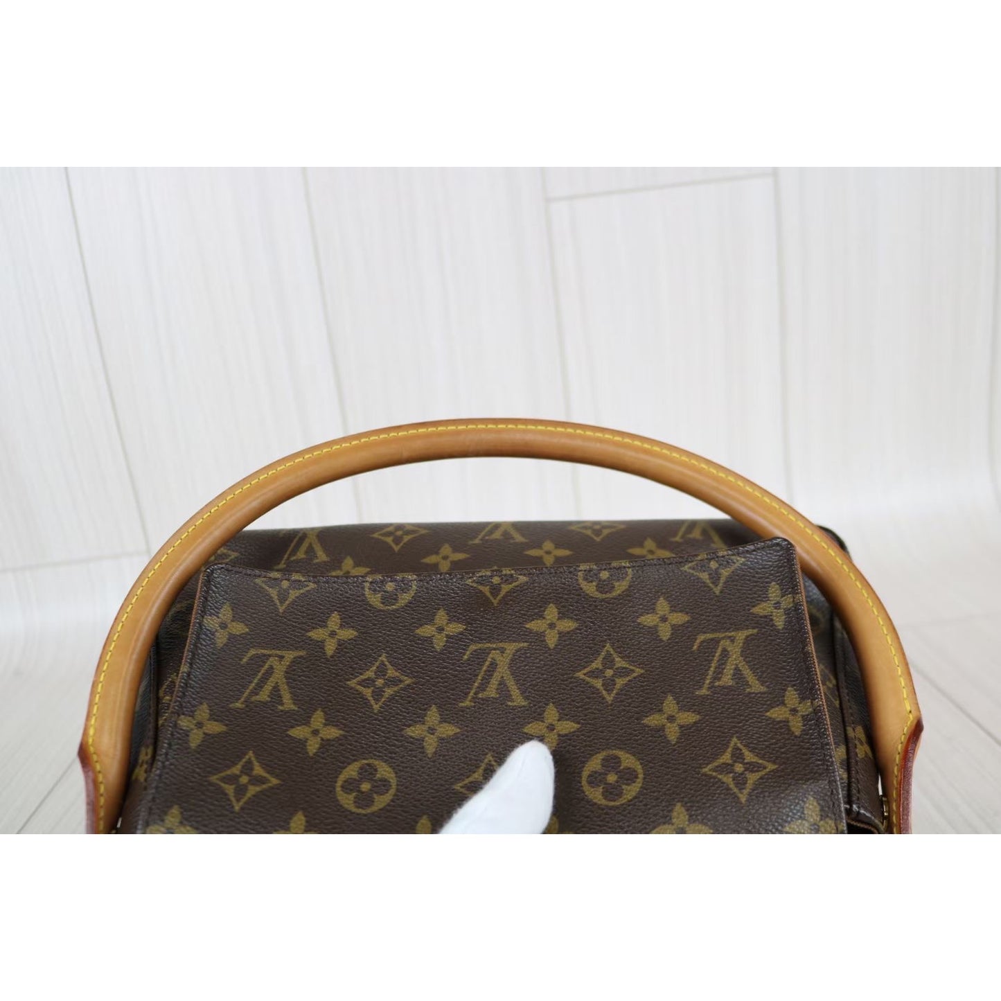 Rank AB ｜ LV Monogram Mini looping Shoulder Bag ｜040802