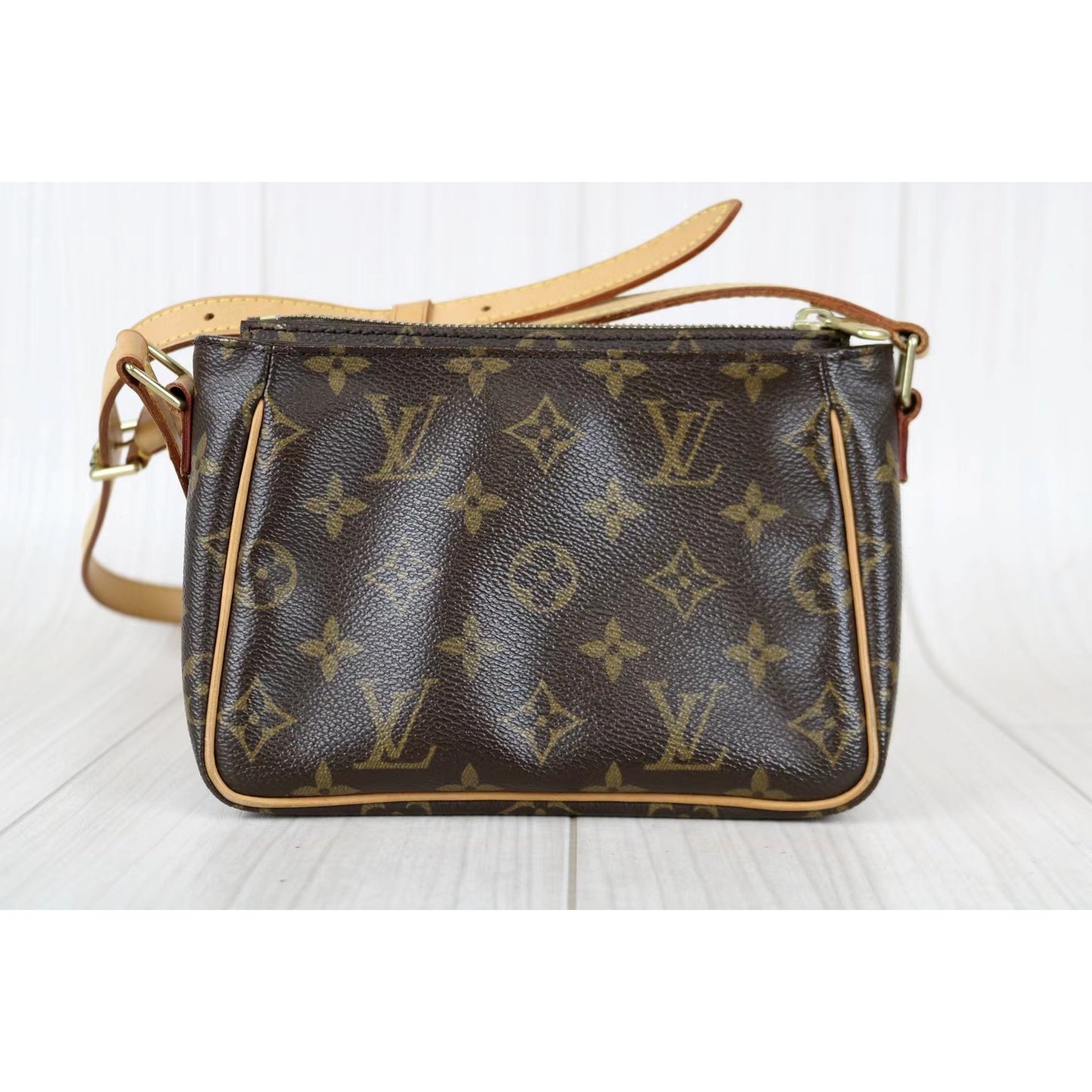 Rank A ｜ LV Monogram Viva cite PM Shoulder Bag ｜031012