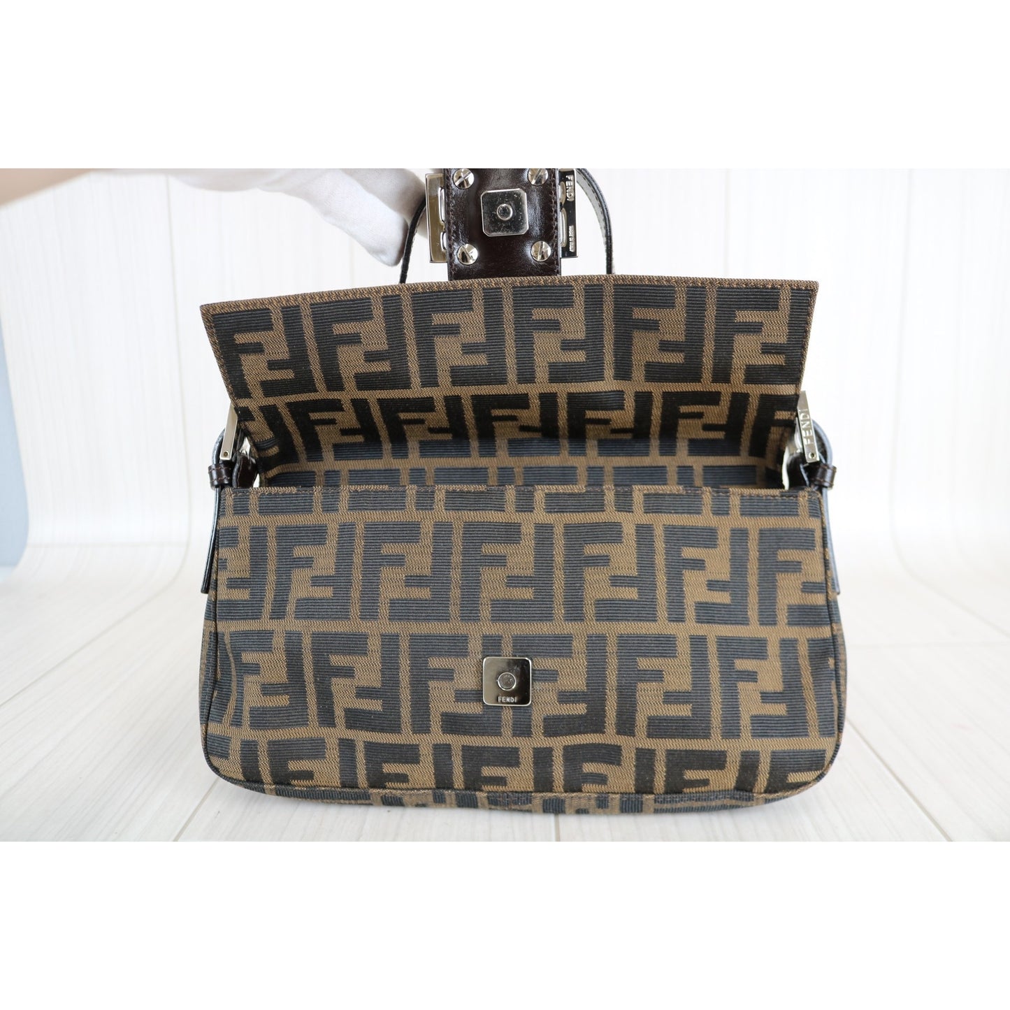 Rank SA ｜ FENDI Zucca Mamma Baguette Shoulder Bag ｜051003