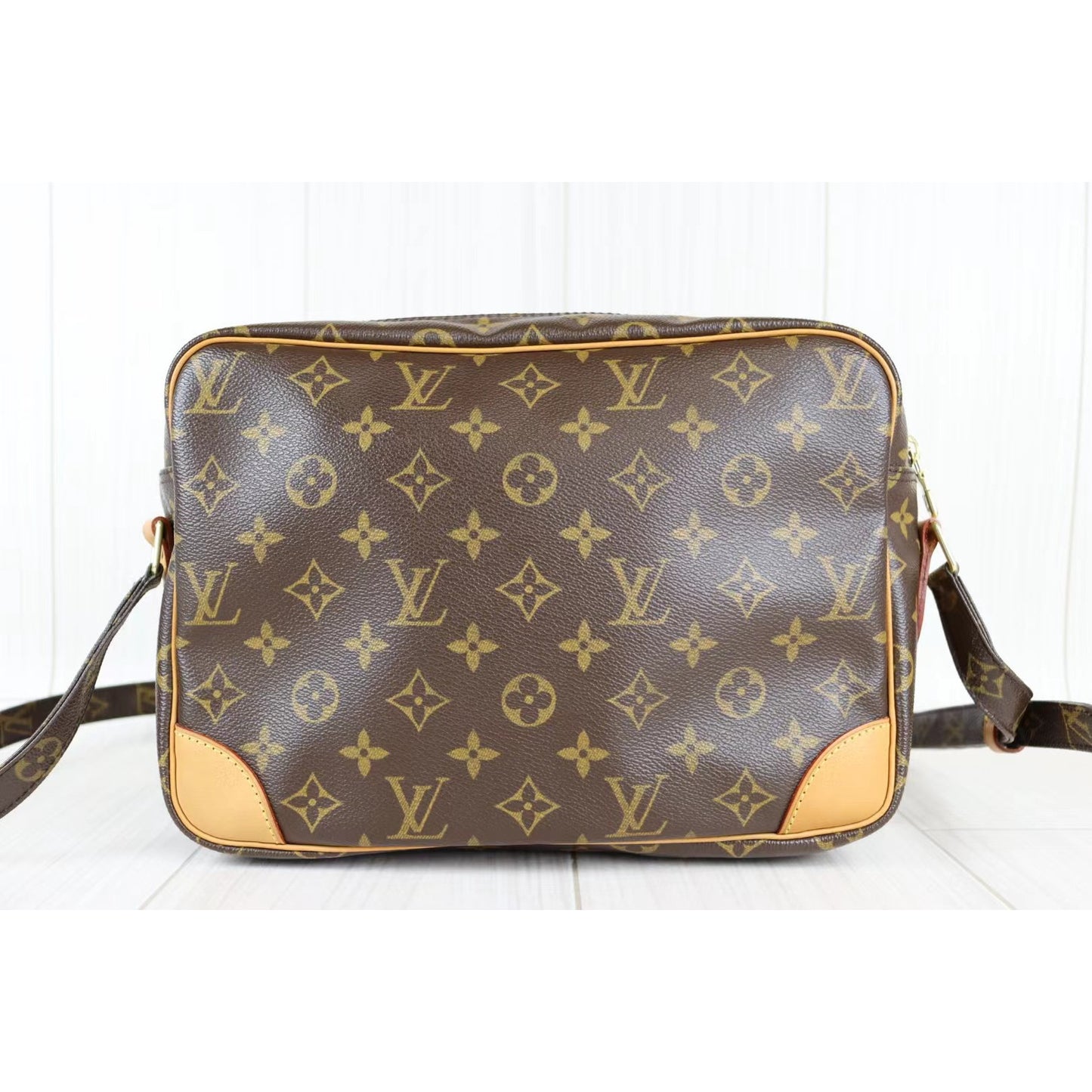 Rank A ｜LV Monogram Nile Shoulder Bag｜071503