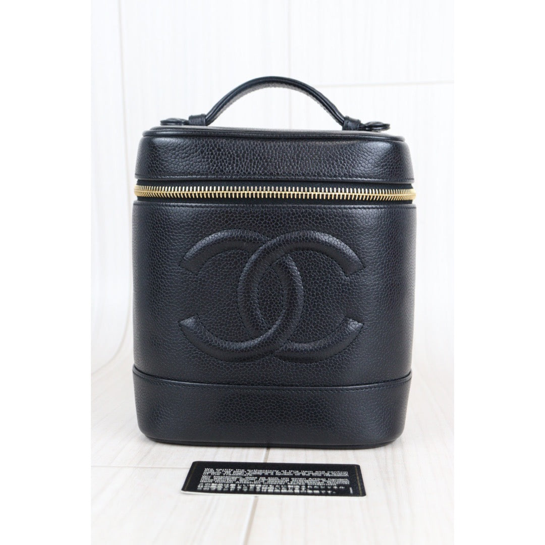 Rank A ｜ CHANEL Caviar Skin Vanity Handbag ｜23021402