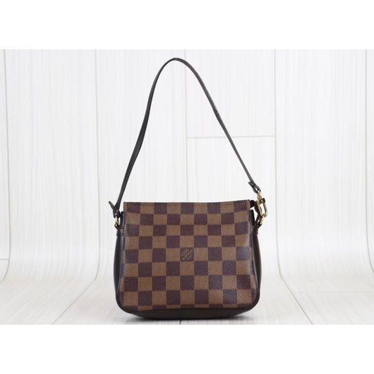 W-Rank AB｜ LV Damier Truth Make Up