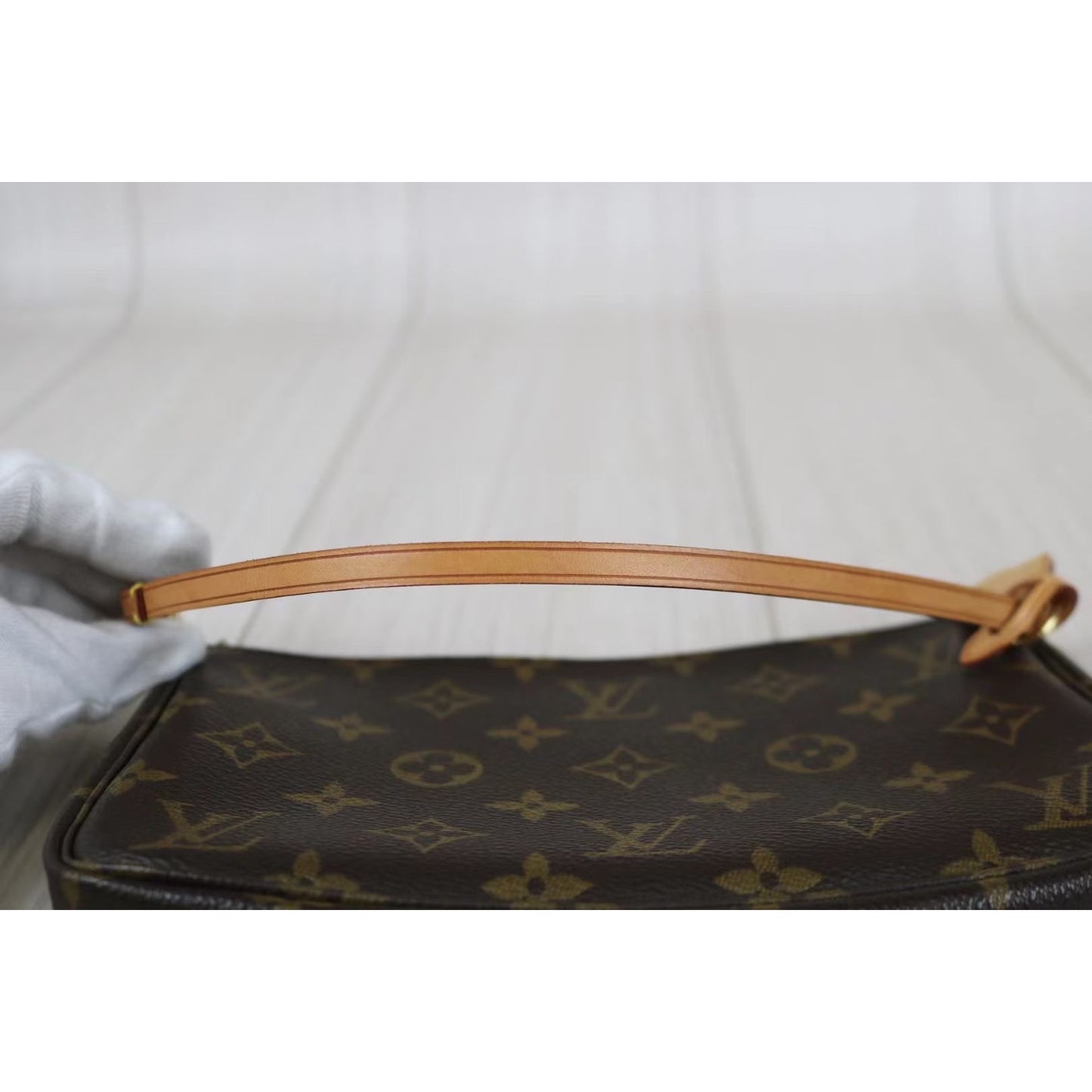 Rank A ｜ LV Monogram Pochette Accessoires ｜021601