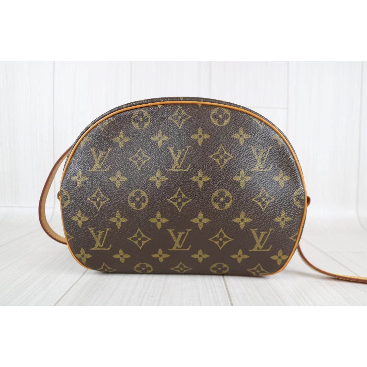 Rank A ｜LV Monogram Blower Shoulder Bag｜070202