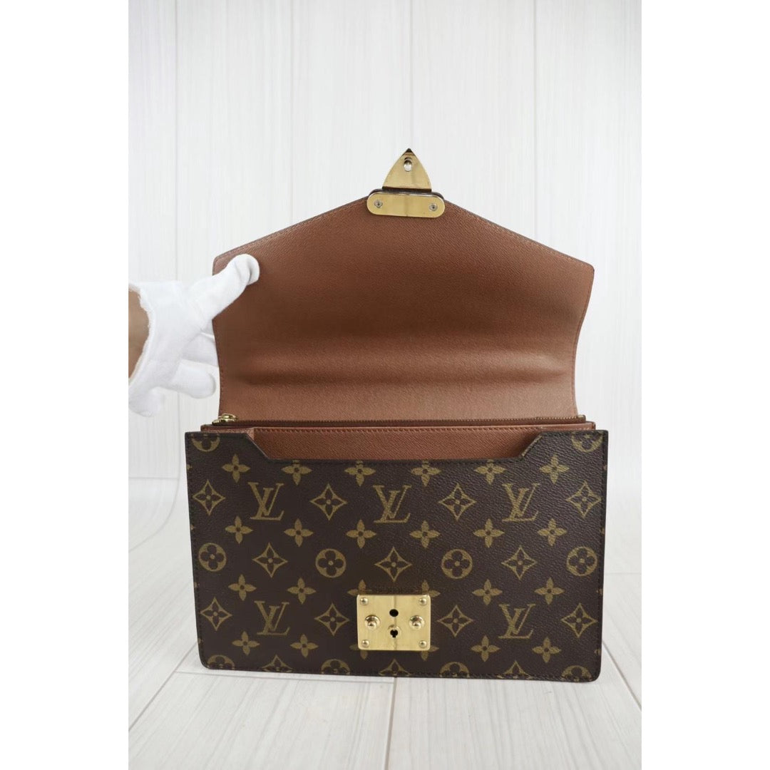 Rank AB ｜ LV Monogram Concorde Handbag ｜22120604