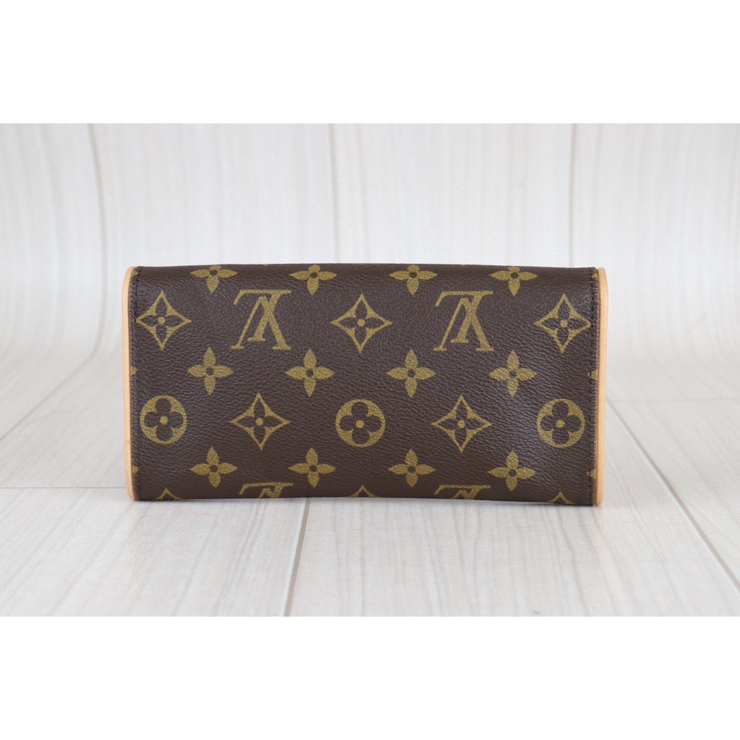 Rank A ｜LV Monogram Pochette Twin PM｜23032401