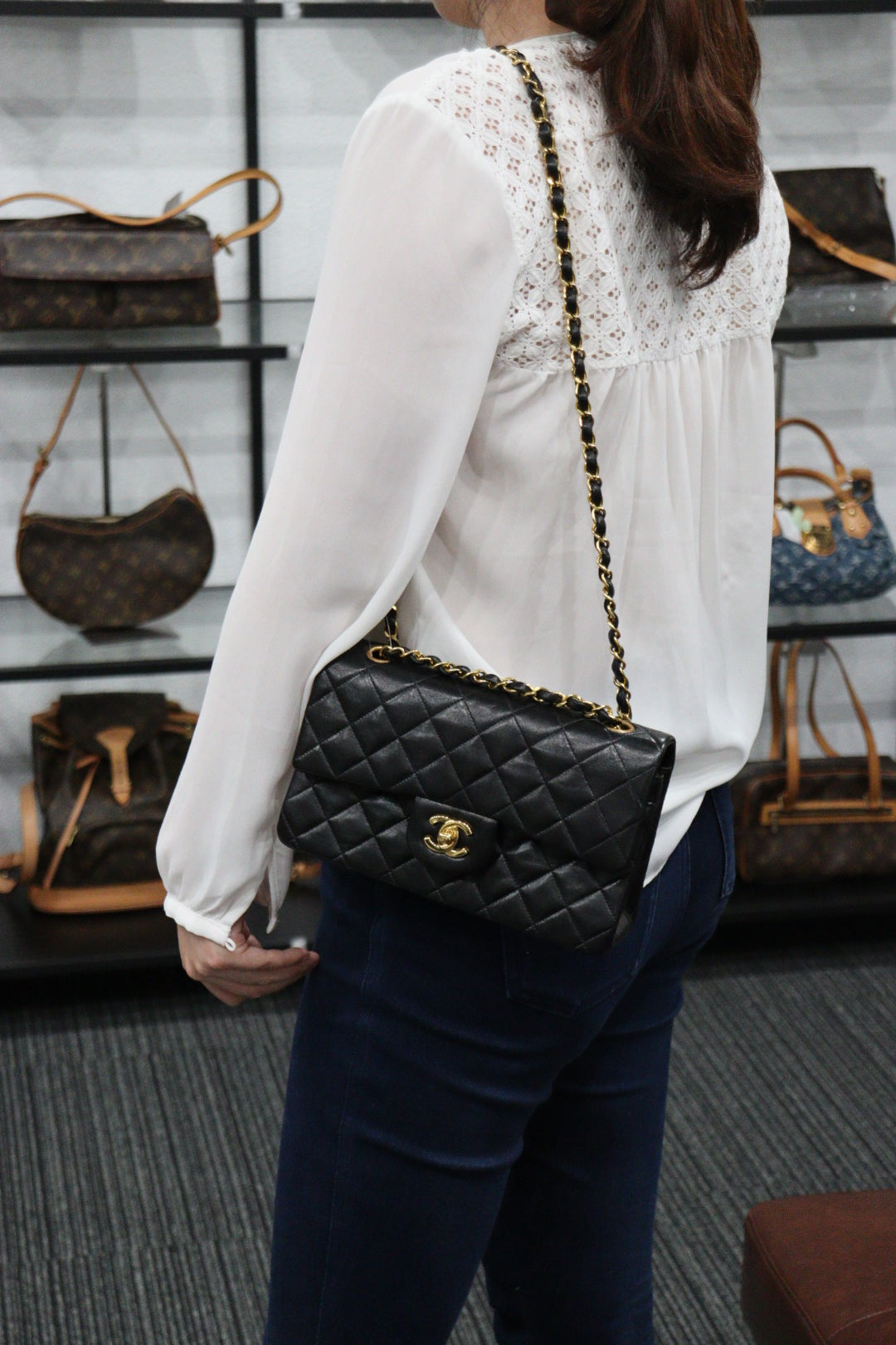 Chanel Pre-owned 2011 Large Double Flap Shoulder Bag - Black