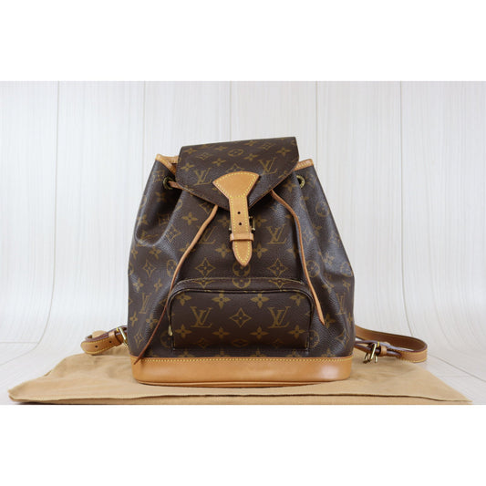 W-Rank A ｜ LV Monogram Montsouris MM Backpack｜081904