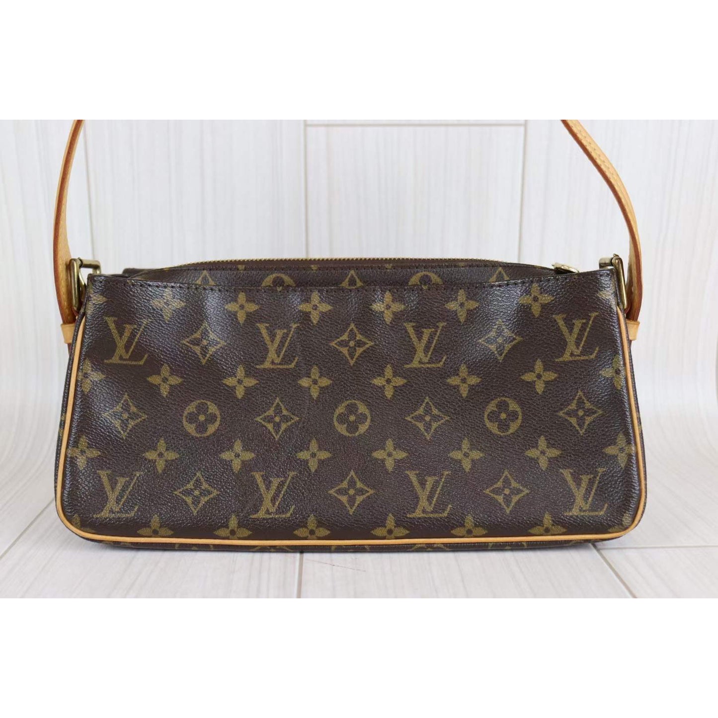 Rank AB ｜LV Monogram Viva Cite MM Shoulder Bag｜090606