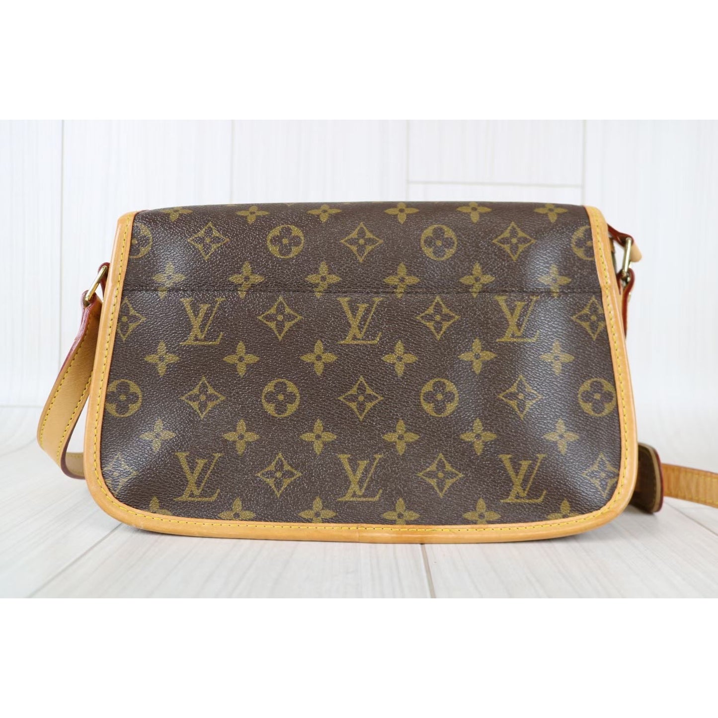 Rank A ｜LV Monogram Sologne ShoulderBag｜070301