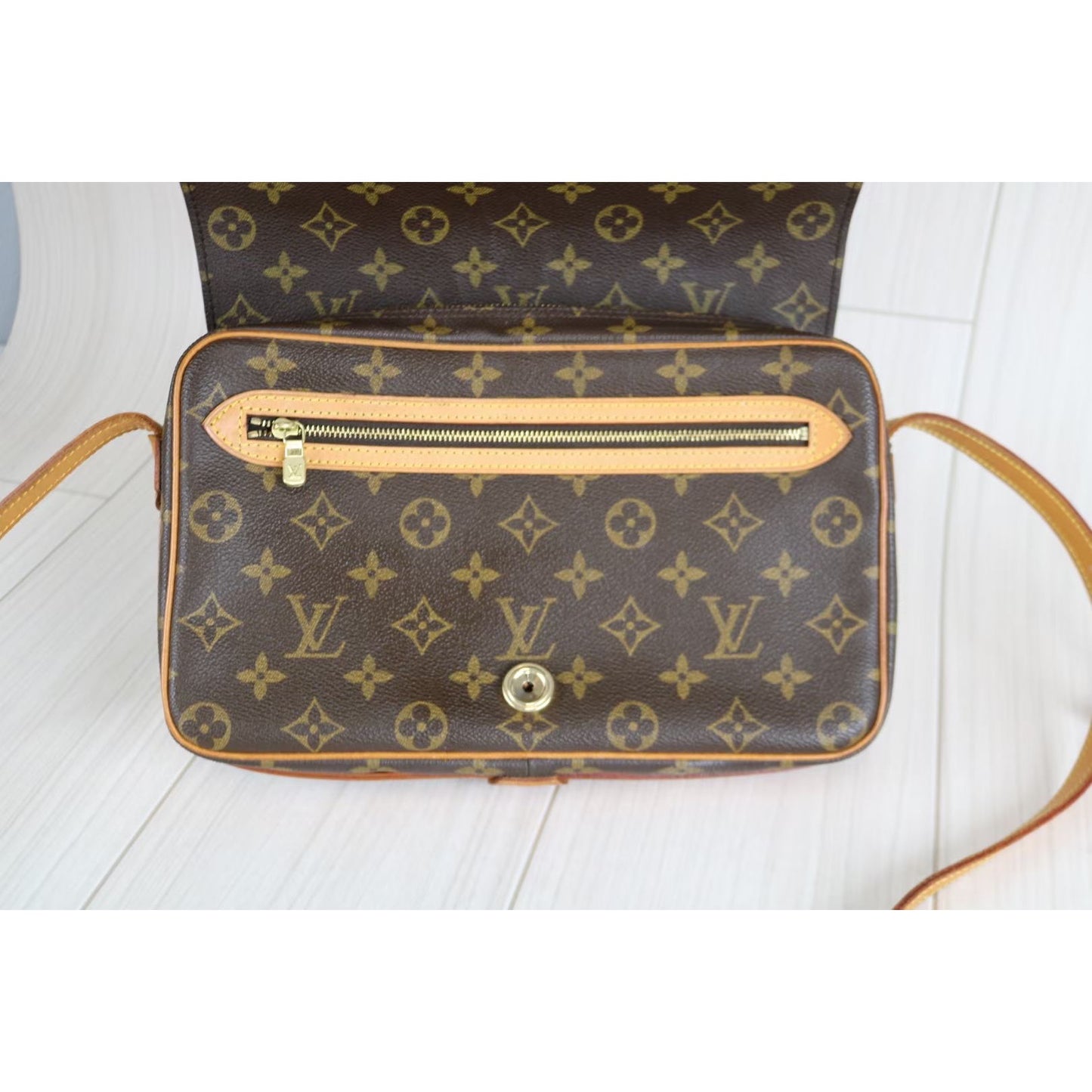 Rank AB ｜LV Monogram ShoulderBag｜031918