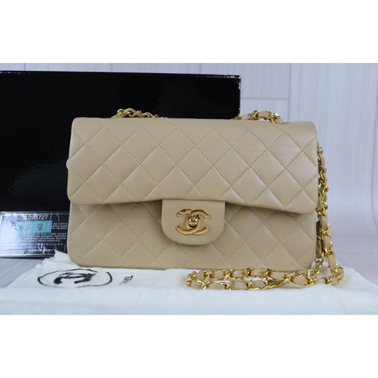 Rank A ｜ CHANEL CF Shoulder Bag ｜021112