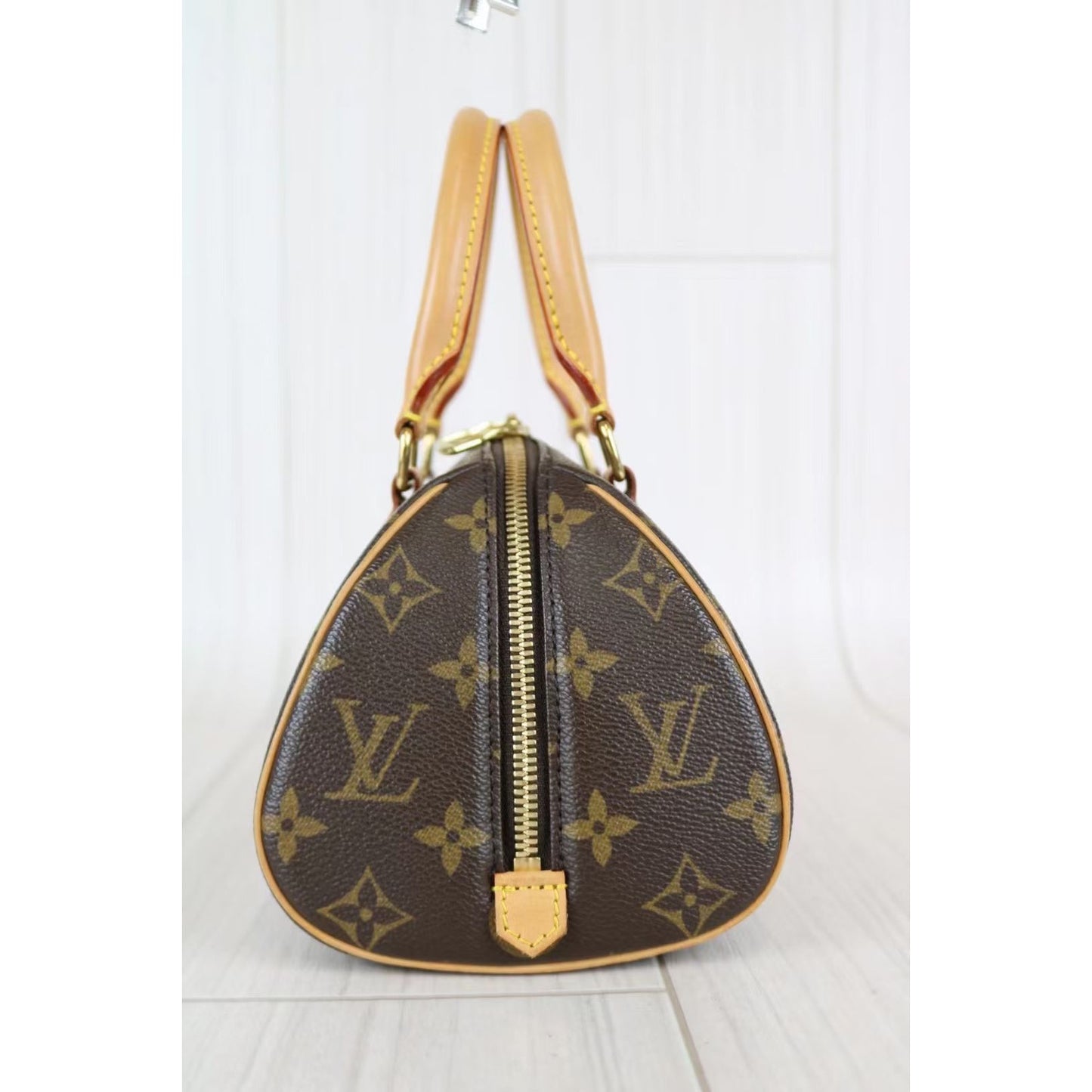 Rank A ｜ LV Monogram  Handbag ｜042101