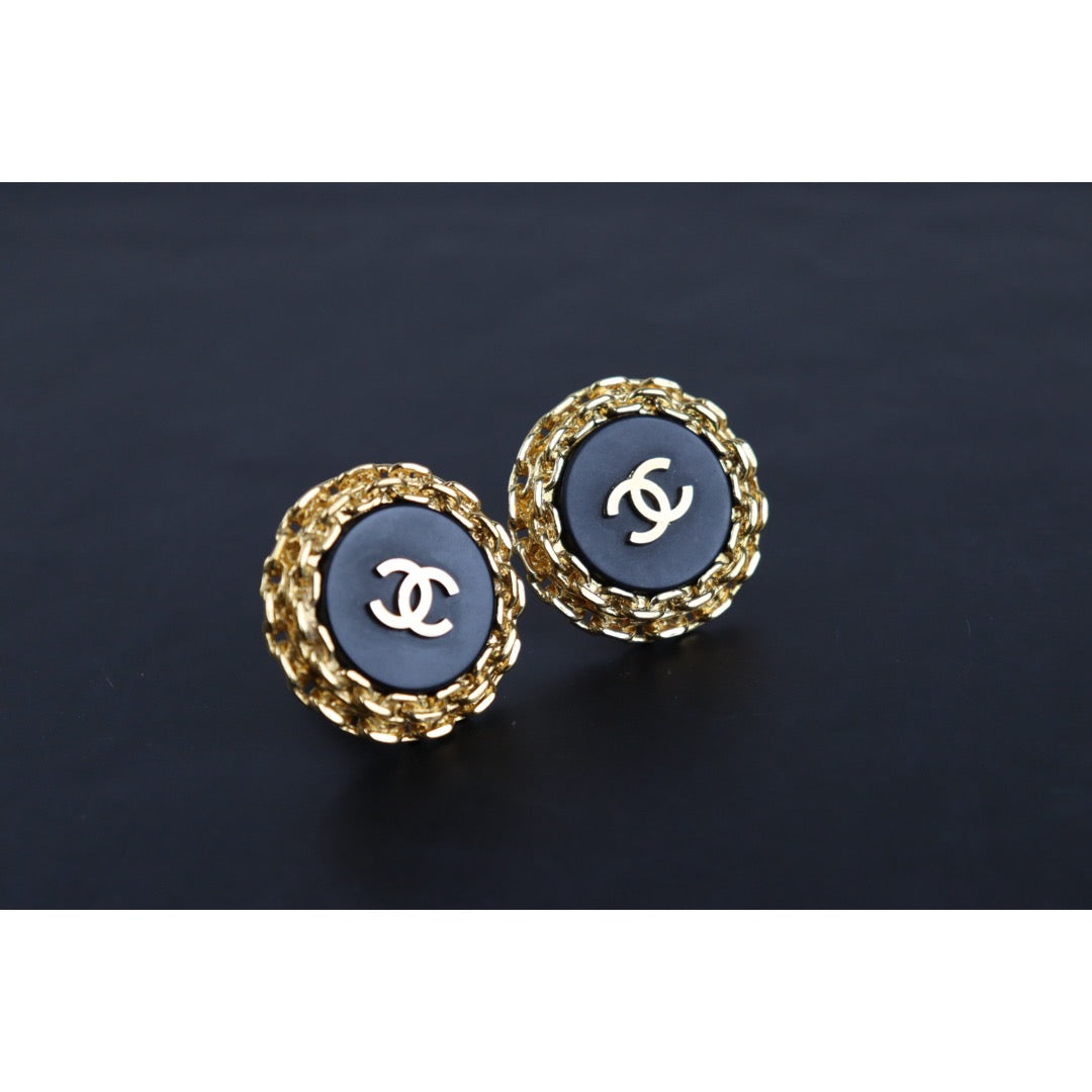 Rank AB｜CHANEL Vintage Earrings ｜22120910