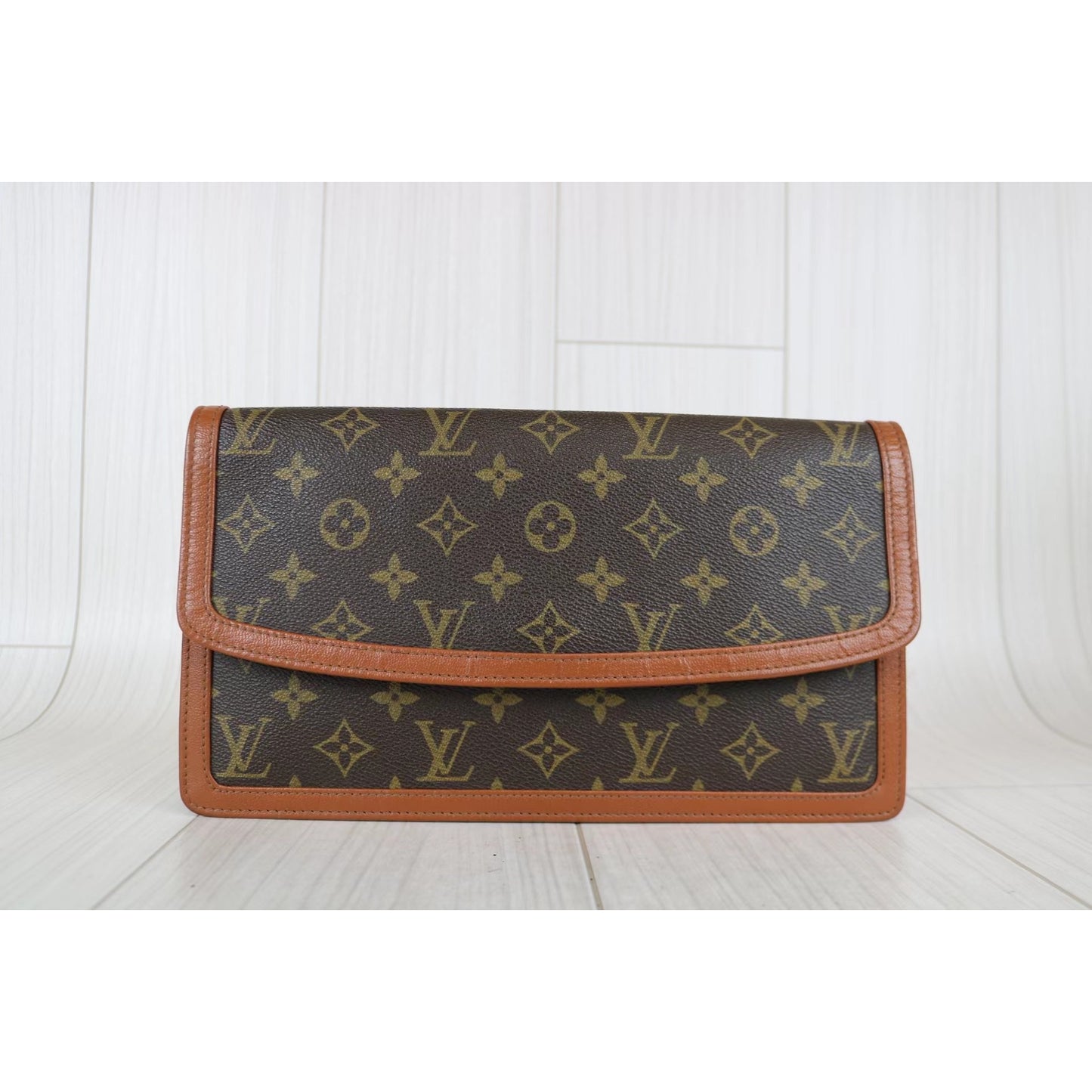 Rank A ｜ LV Monogram Clutch Bag｜033105