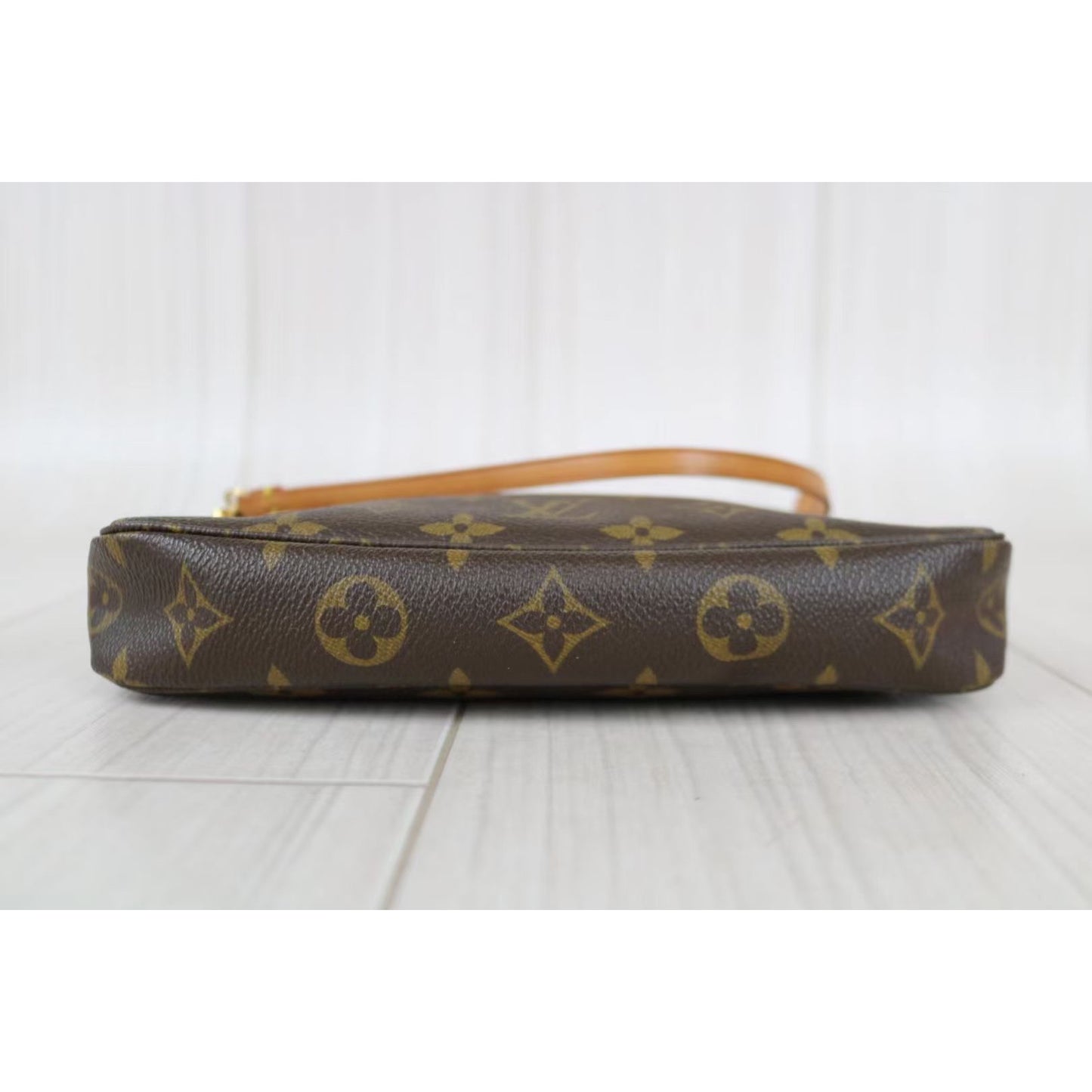 Rank A ｜ LV Monogram Pochette Accessoires ｜022514