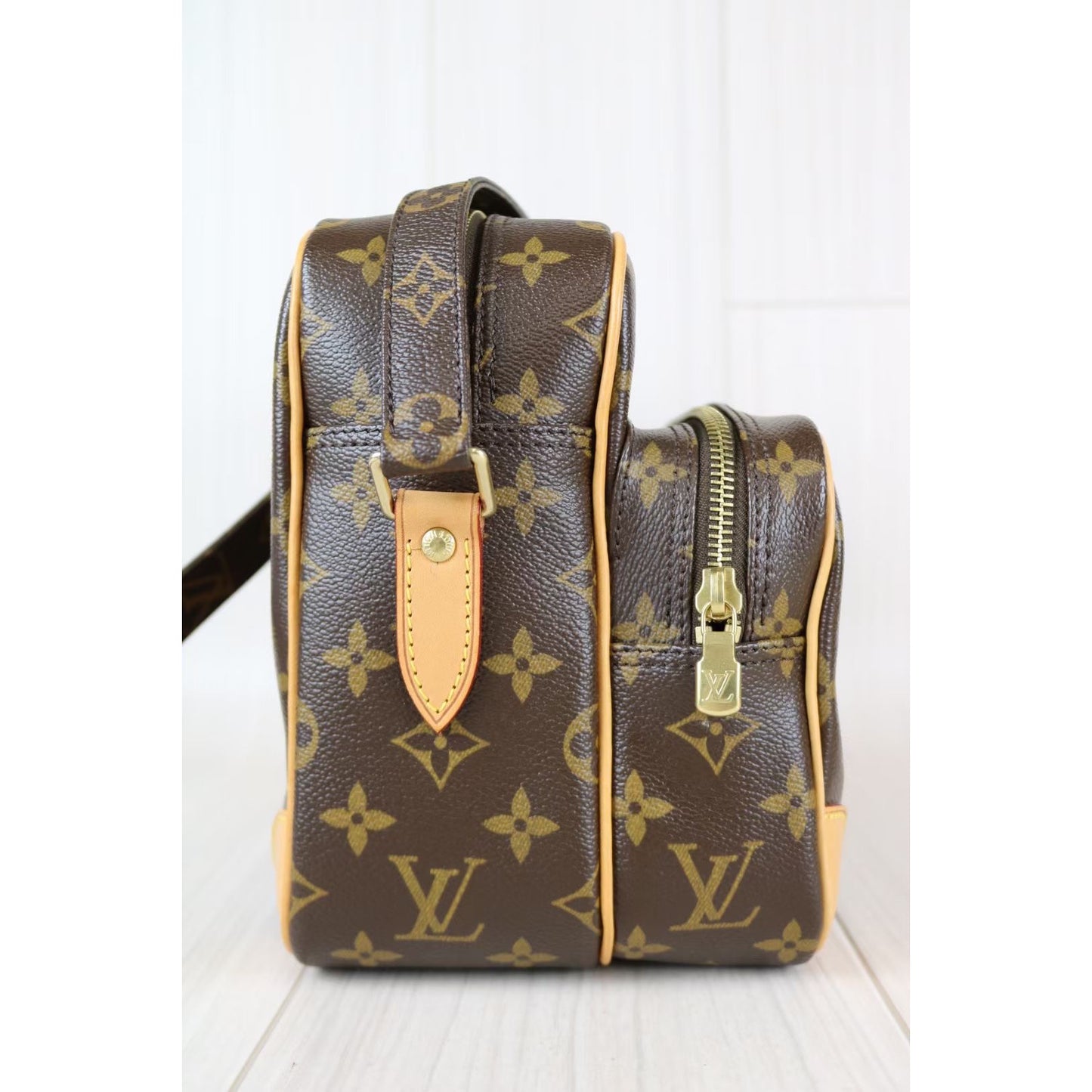 Rank SA ｜LV Monogram Nile Shoulder Bag｜070323