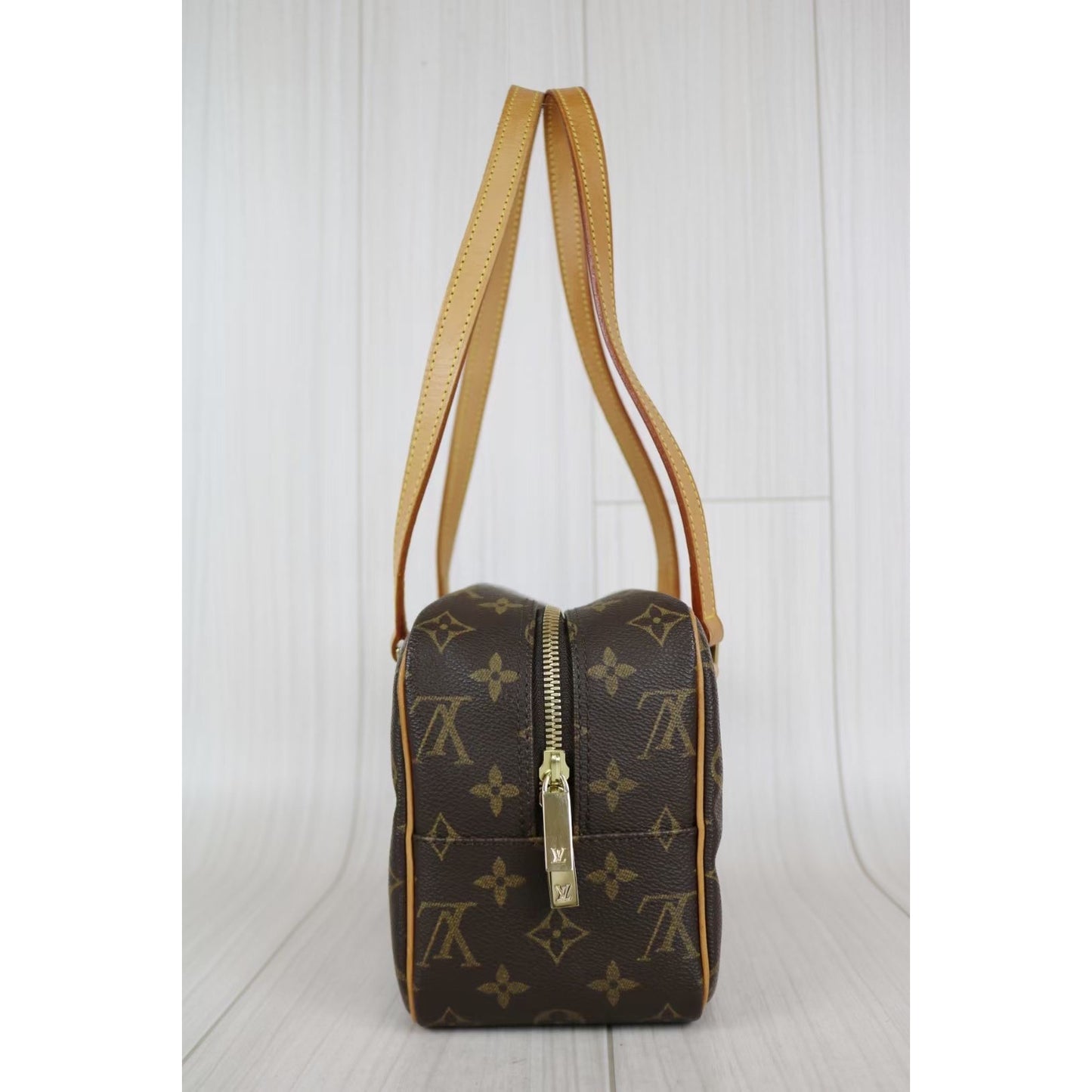 Rank A ｜ LV Monogram Cite MM Shoulder Bag｜031707