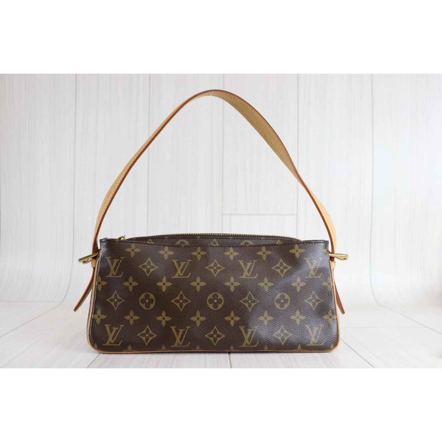 Rank A ｜LV Monogram Viva Cite MM Shoulder Bag｜080302