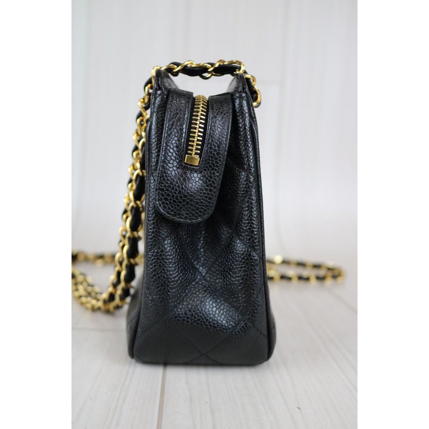 Rank A ｜CHANEL Caviar Skin Shoulder Bag｜031211