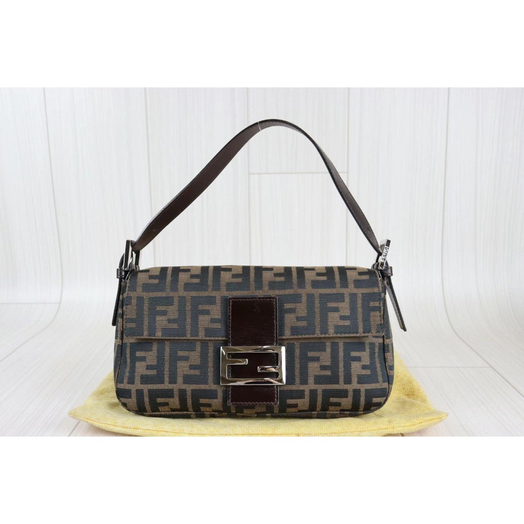 Rank A ｜ FENDI Zucca Mamma Baguette Shoulder Bag ｜22111501