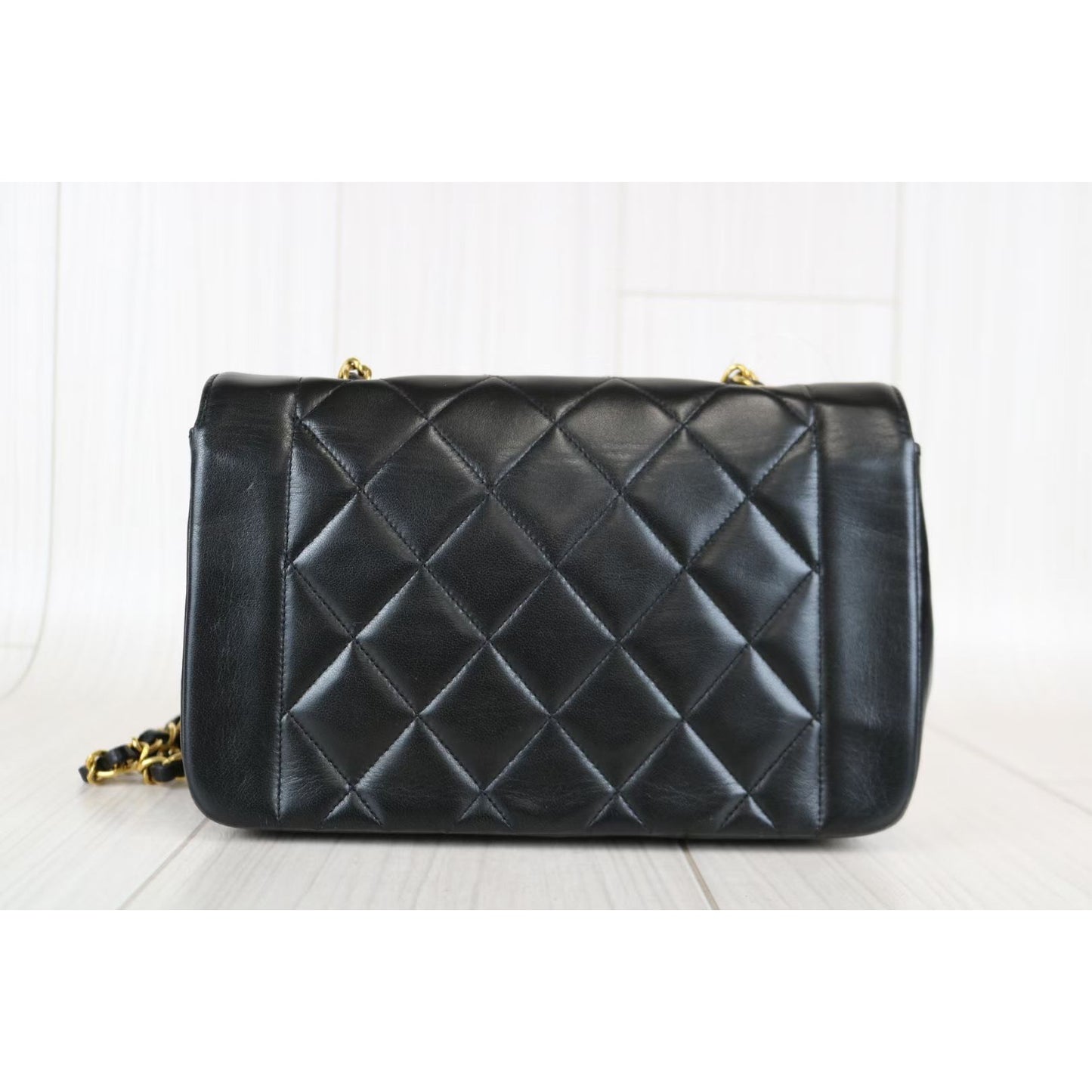 Rank A ｜ CHANEL Matrasse Diana Lamb Skin Double Flap Double Chain Bag ｜052516