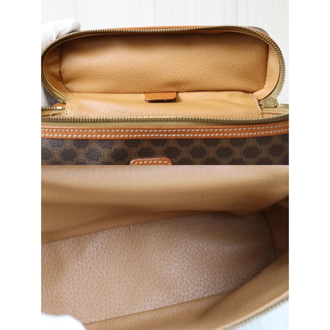 Rank A ｜ CELINE Macadam Vanity Handbag ｜22102505