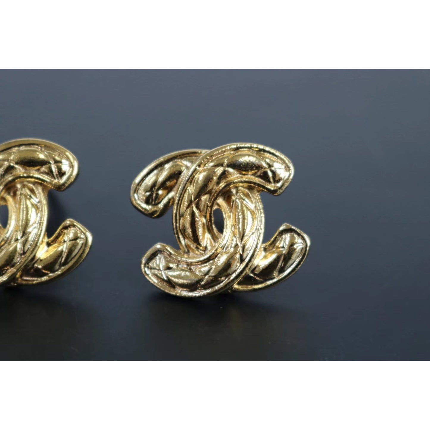 Rank SA ｜CHANEL Coco Mark Earrings 18k Gold Plated   ｜052709