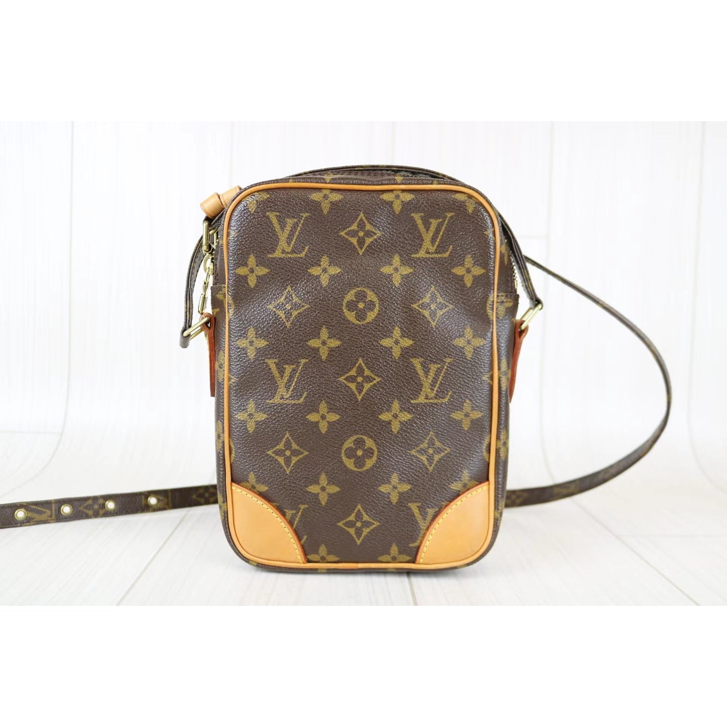 Rank A ｜ LV Monogram Danube Shoulder Bag ｜070402