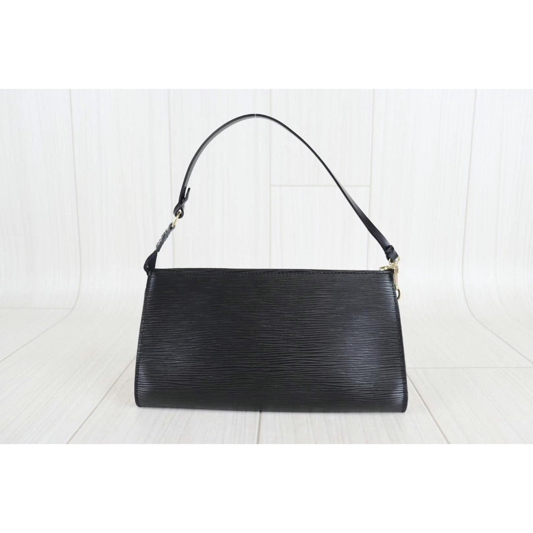 Rank A ｜LV Epi Pochette Accessoir Handbag ｜22120104