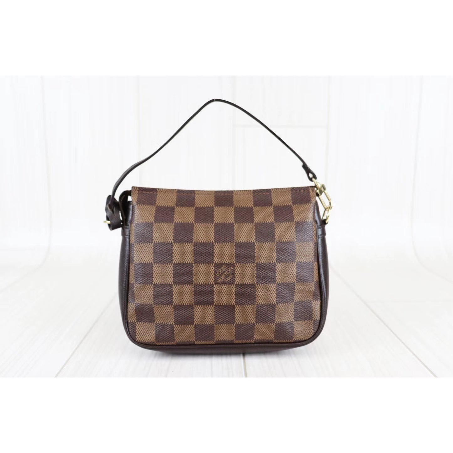 Rank A ｜ LV Damier Truth make up ｜080205